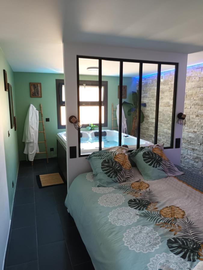 פרפיניין Superbe Appartement Avec Jacuzzi Et Exterieur מראה חיצוני תמונה