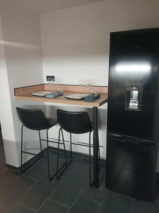 פרפיניין Superbe Appartement Avec Jacuzzi Et Exterieur מראה חיצוני תמונה